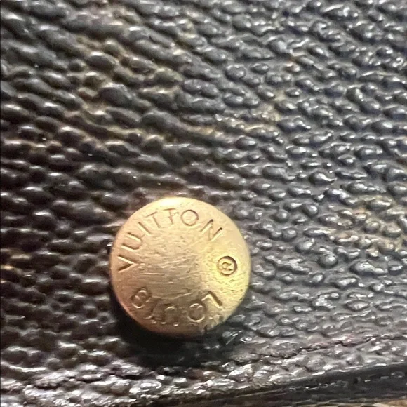 100% Authentic LV Monogram Canvas Small Key & Card Holder - Picture 2 of 12